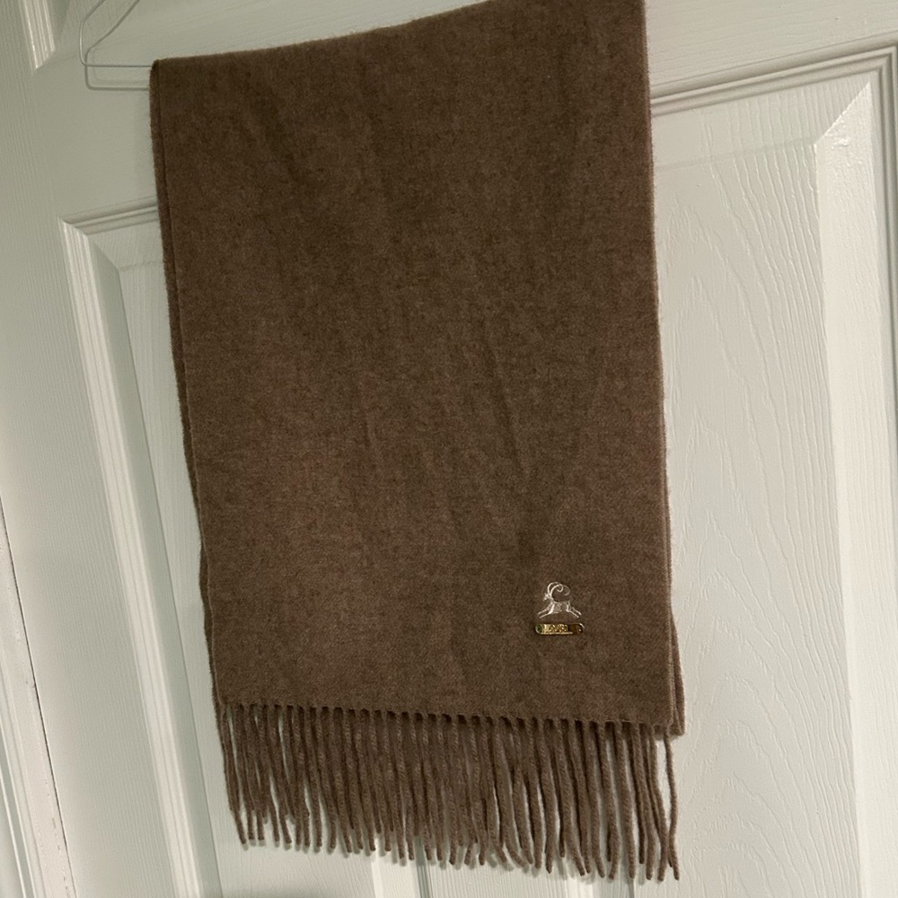 Gobi Mongolian Organic Cashmere Fringed Scarf - Picture 5 of 8